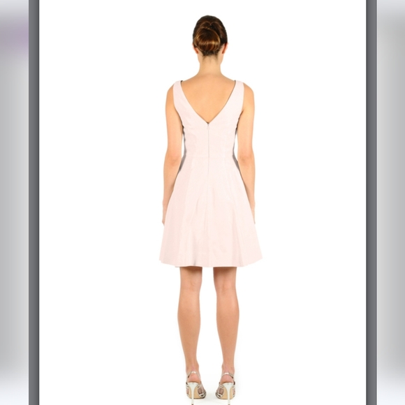 HP!! LIKE NEW Weddington Way Blush Boatneck Sleeveless Knee Length Dress - Picture 2 of 5